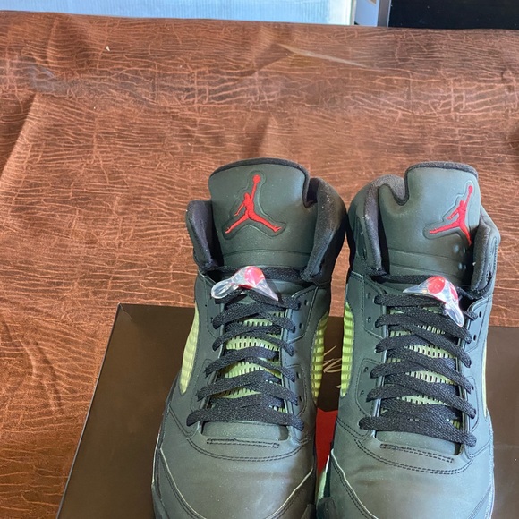 NIKE AIR JORDAN 5 RETRO RAGING BULL BLACK OG sz12 main image 13